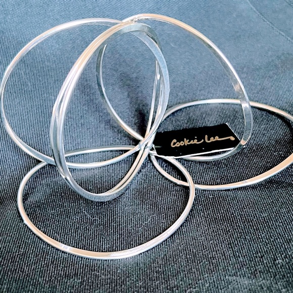 🌊6 Wavy Silver Tone Bracelets by Cookie Lee - Picture 3 of 6